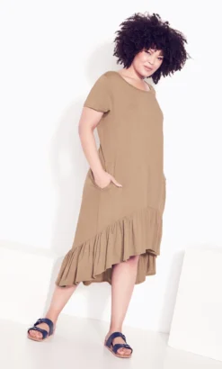 Avenue Brown Dipped Smock Hem T-Shirt Dress
