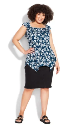 Avenue Navy Floral Hanky Hem Top