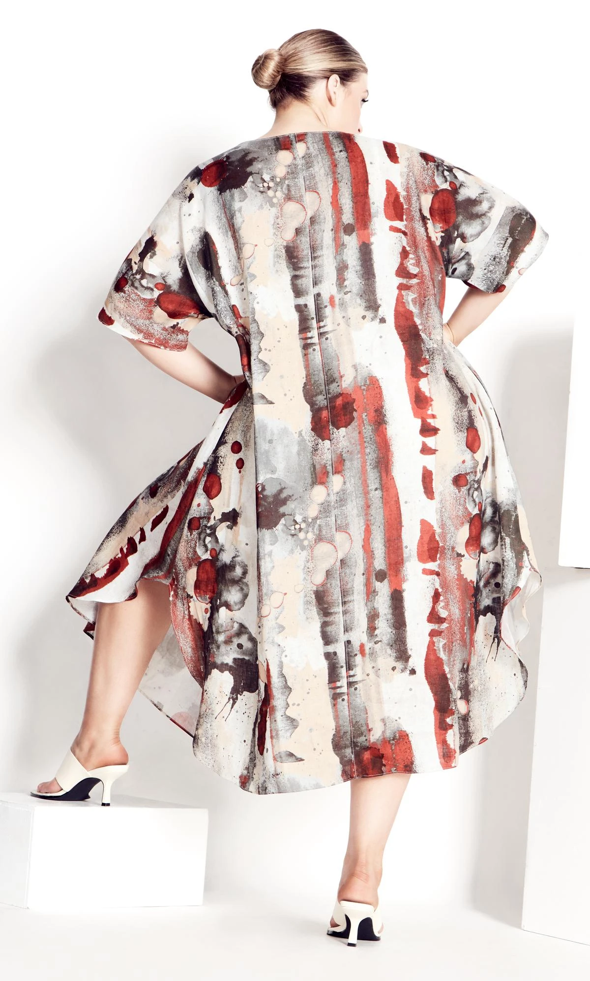 City Chic Brown Abstract Print Midi Smock Dress 3 City Chic Brown Abstract Print Midi Smock Dress - Image 3