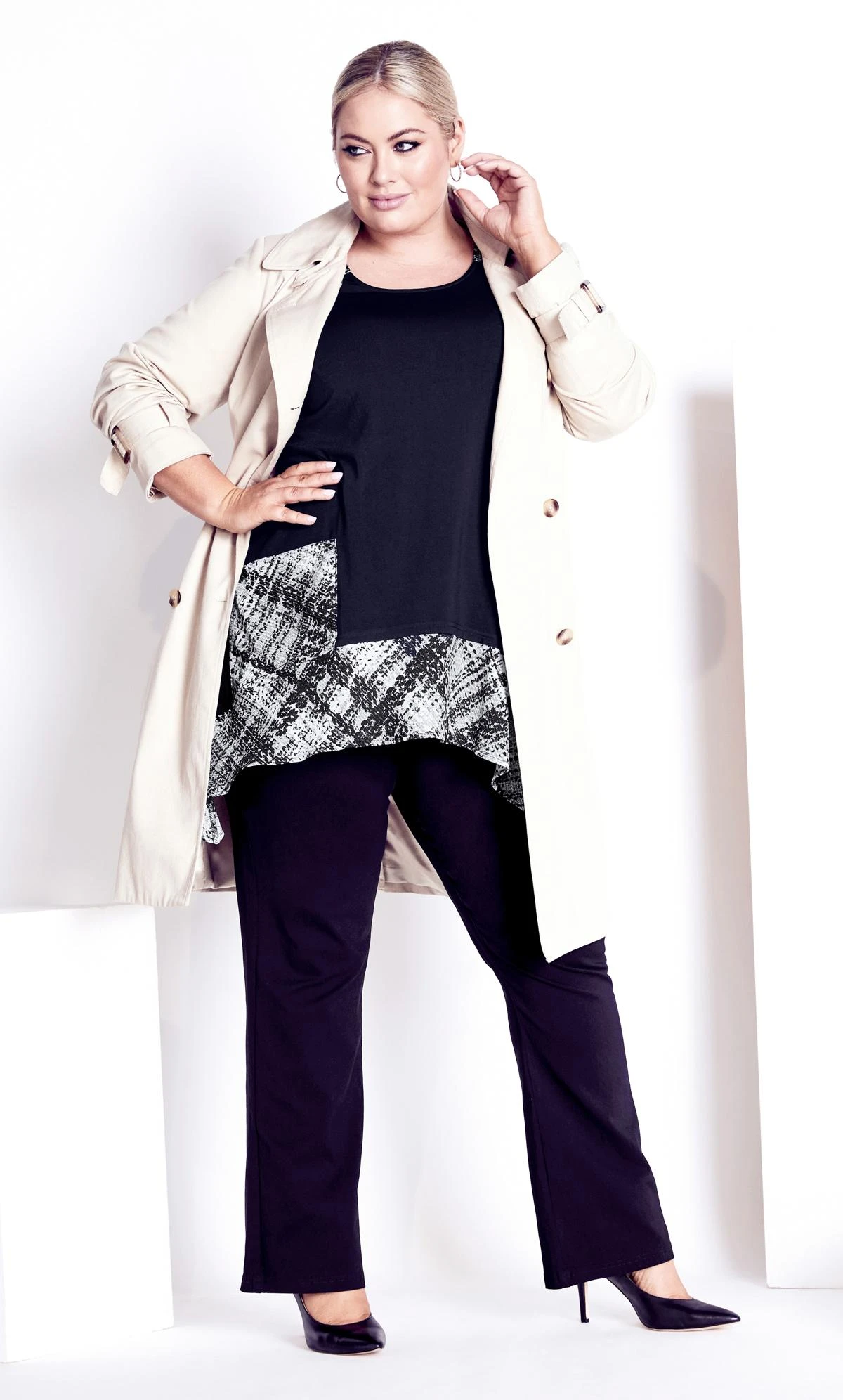 Avenue Black Check Print Detail Longline Top 4 Avenue Black Check Print Detail Longline Top - Image 4