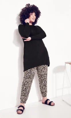 City Chic Zim & Zoe Cream Hacci Print Jogger -Bold Fit Store 2 1 210829pinkanimal 4